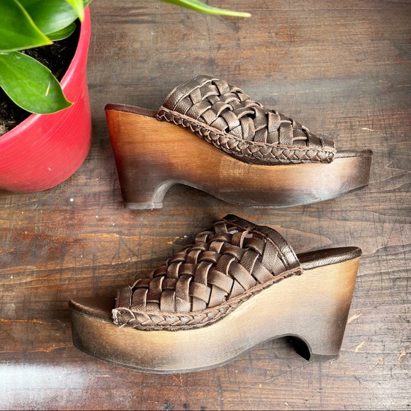 Naughty Monkey Fringe Benefit Wooden Platform Clog - Picture 6 of 12